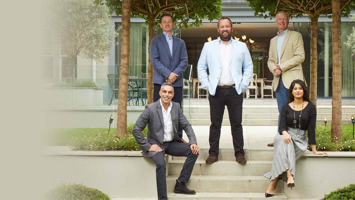 Britain's Most Expensive Houses Apple TV (UK)