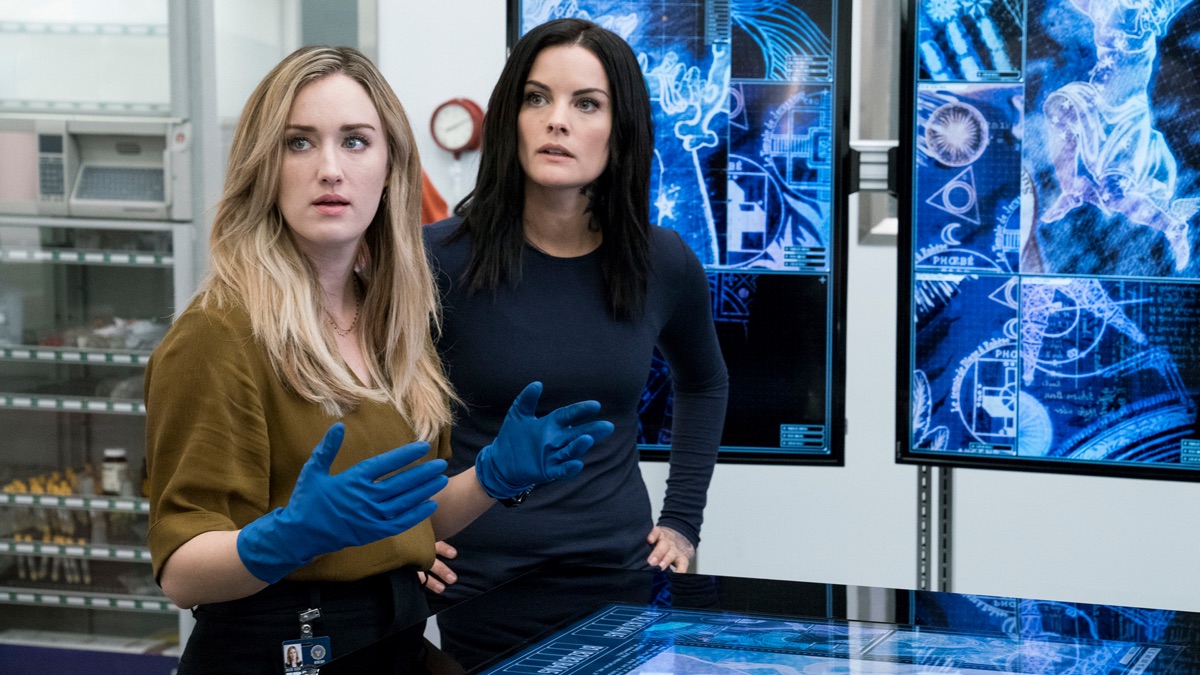 ‎Enemy Bag of Tricks - Blindspot (Season 3, Episode 2) - Apple TV (日本)