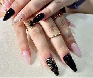 Nails by Kim