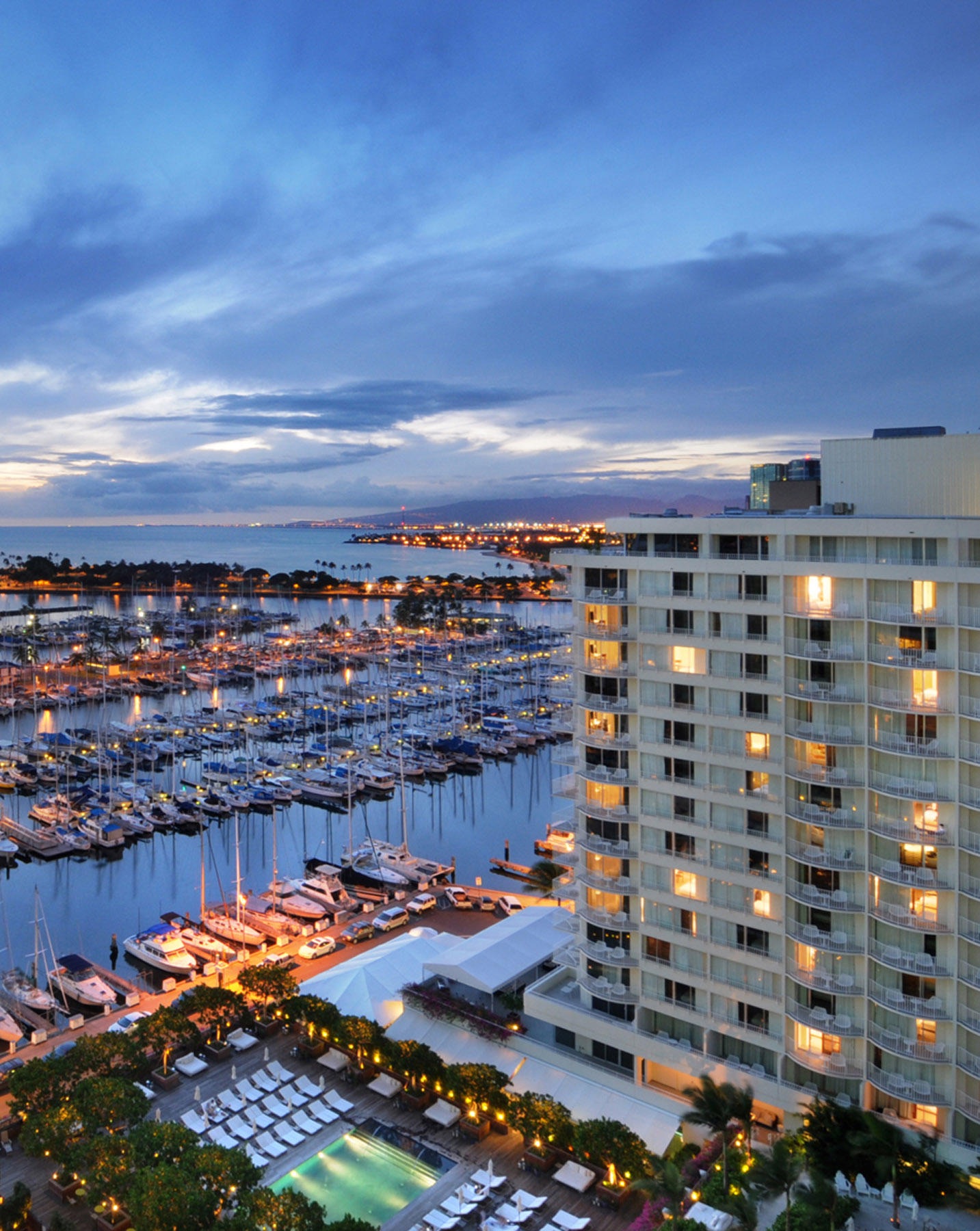 Hilton Vacation Club The Modern Honolulu · Apple Maps