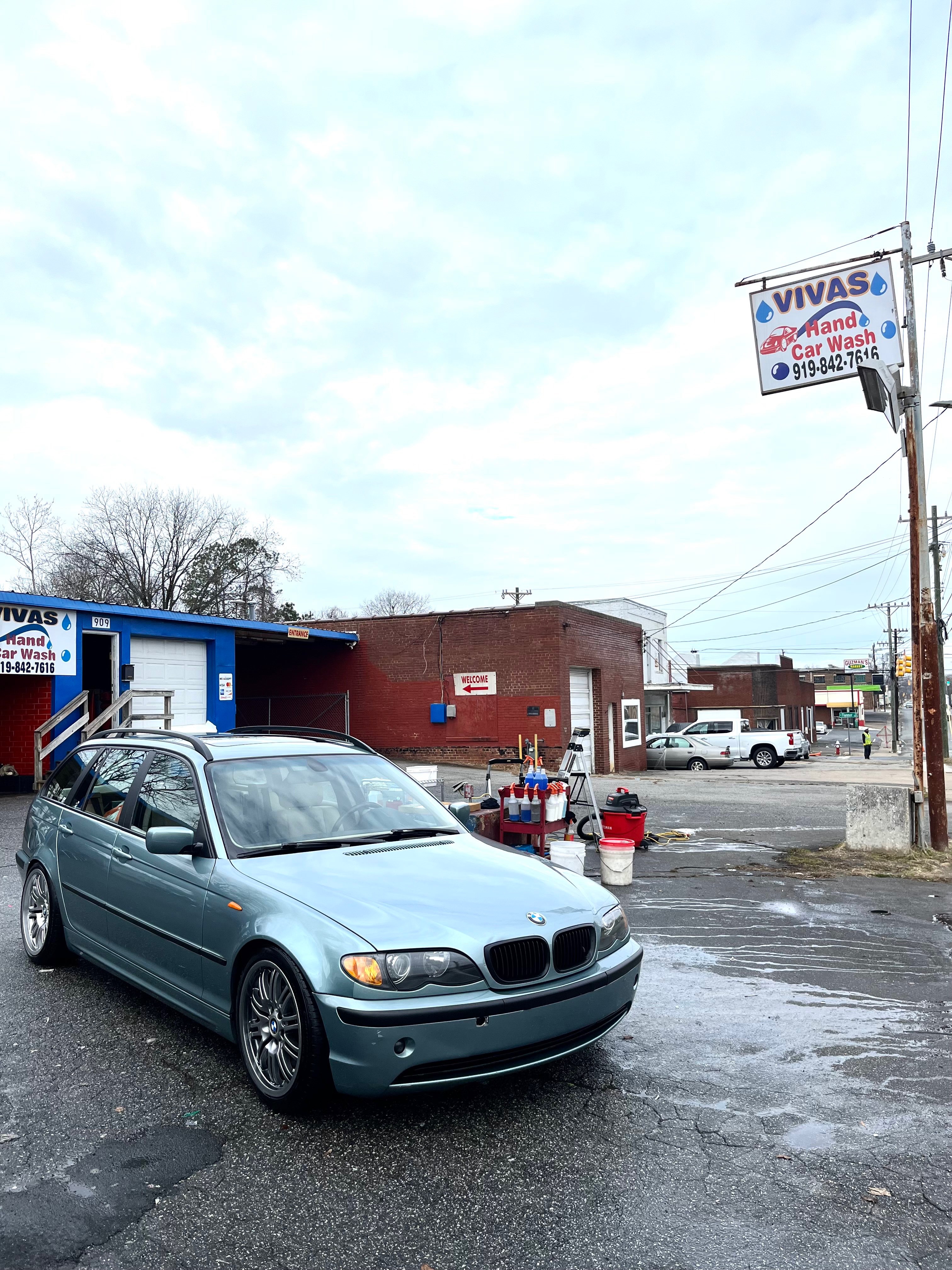 Vivas Hand Car Wash
