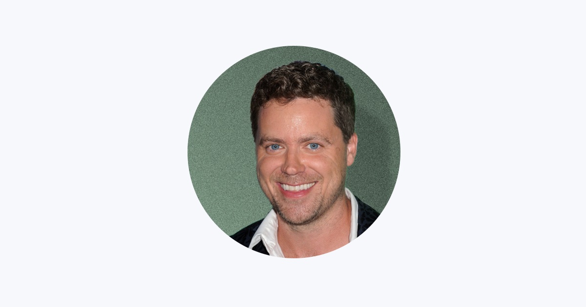 ‎Greg Poehler - TV Shows and Podcasts - Apple Snapshot