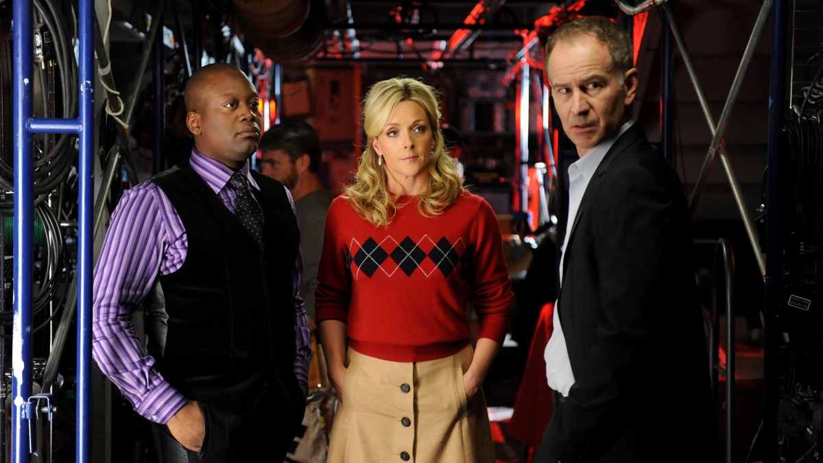 Dance Like Nobody's Watching - 30 Rock (Series 6, Episode 1) - Apple TV ...