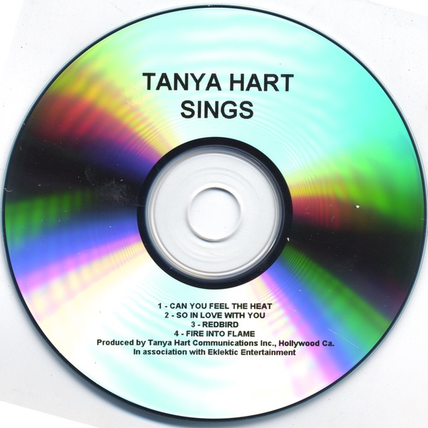 Tanya Hart Sings