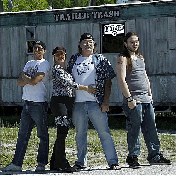 Trailer T***h Lot 420