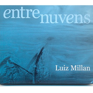 Entre nuvens