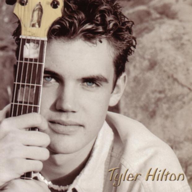 Обложка альбома «Tyler Hilton» — Tyler Hilton