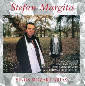 Sings Mozart Arias