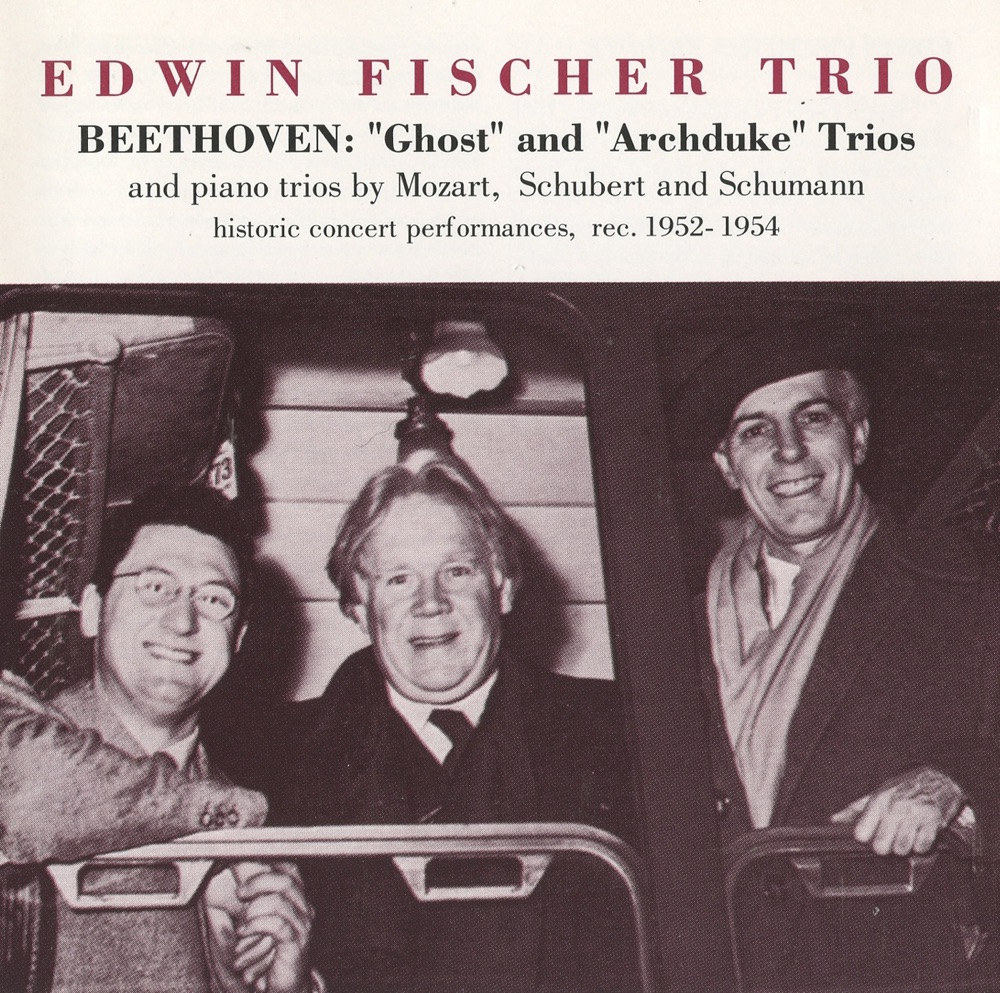 Обложка альбома «Edwin Fischer Trio - Beethoven: "Ghost" and "Archduke" Trio» — Edwin Fischer, Enrico Mainardi, Wolfgang Schneiderhan & Edwin Fischer Trio