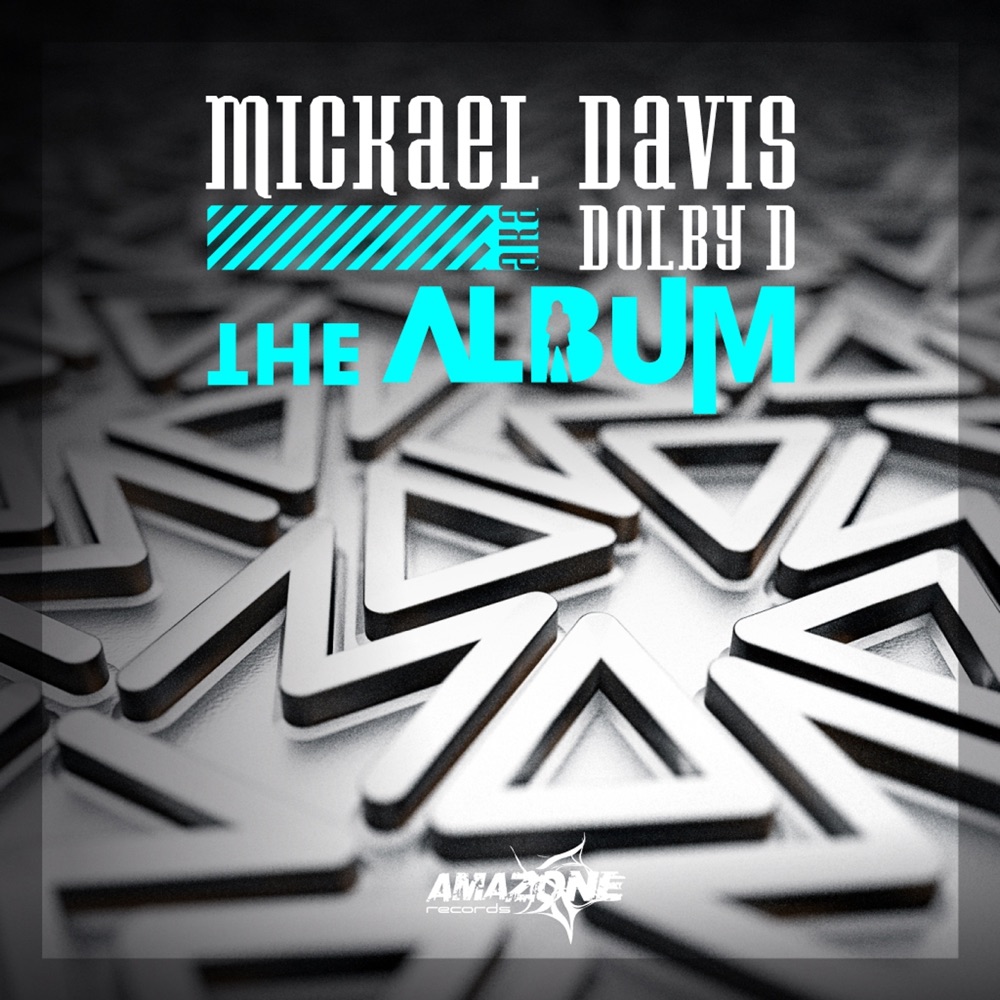 Обложка альбома «Mickael Davis - The Album» — Mickael Davis