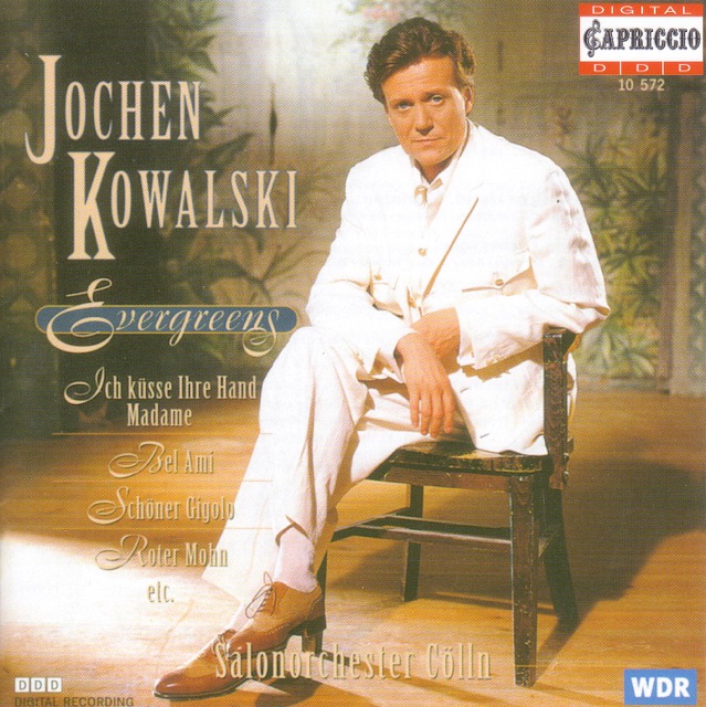 Vocal Recital: Kowalski, Jochen - Erwin, R. - Jary, M. - Schultze, N. - Doelle, F. - Mackeben, T. - Casucci, L. - Benatzky, R. (Evergreens)