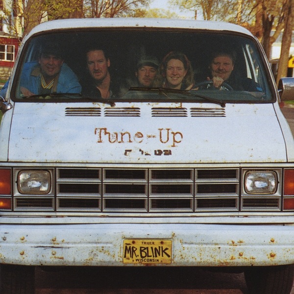 Обложка альбома «Tune Up» — Mr. Blink