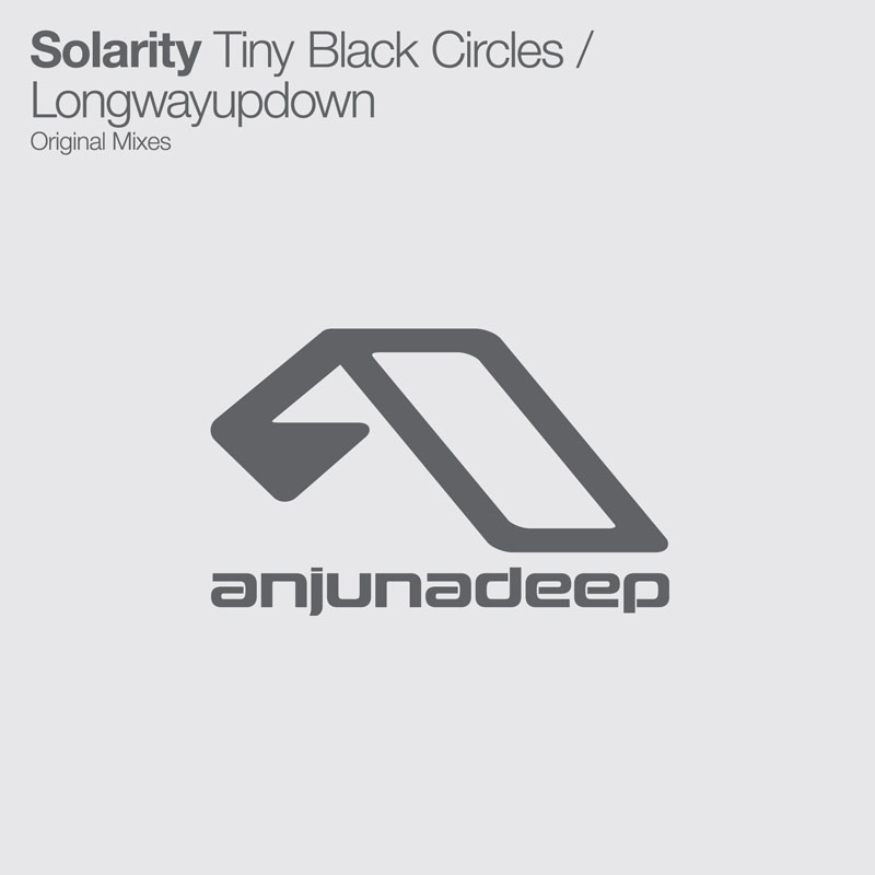 Обложка альбома «Tiny Black Circles / Longwayupdown - Single» — Solarity