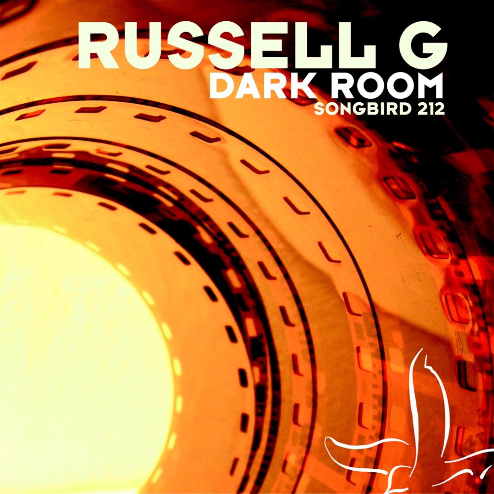 Обложка альбома «Dark Room - EP» — Russell G