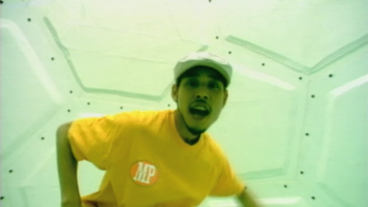 From Distance feat.PUSHIM - RYO the SKYWALKERのミュージック