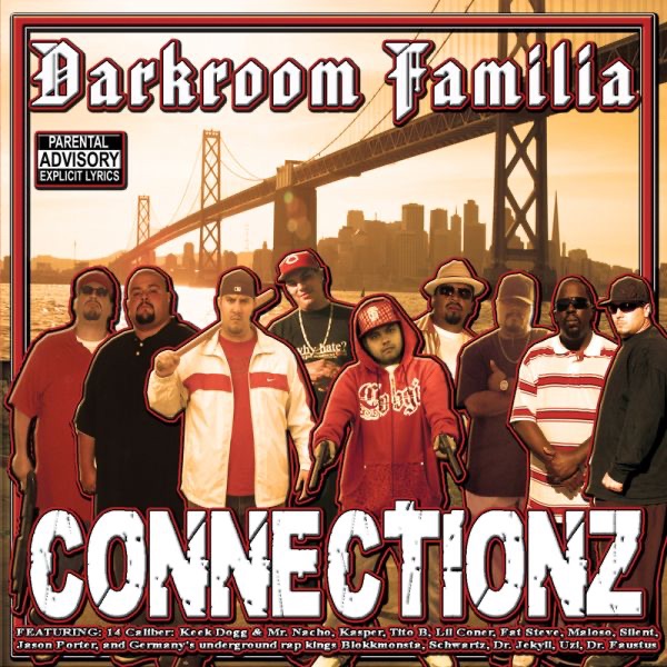 Los Traficantes” álbum de Darkroom Familia en Apple Music