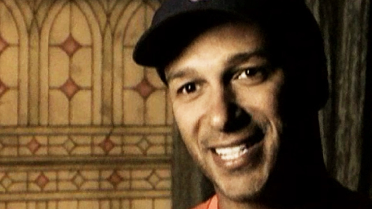 Guitar Riffs's Video on X, image size:1200x675