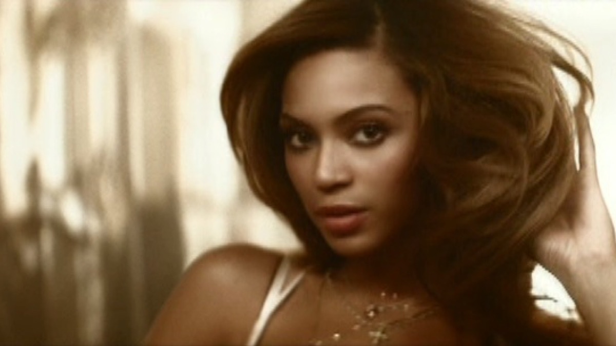 ‎Irreplaceable - Music Video by Beyoncé - Apple Music