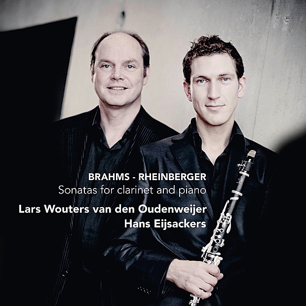 Обложка альбома «Brahms: Sonatas for clarinet and piano» — Lars Wouters van den Oudenweijer & Hans Eijsackers