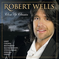 Close Up Classics - Robert Wells