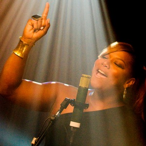 Chord Gitar Champion - Queen Latifah