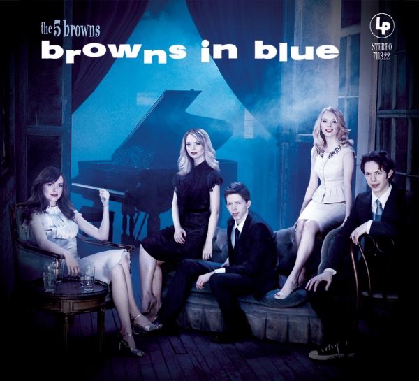 Обложка альбома «Browns In Blue» — The 5 Browns