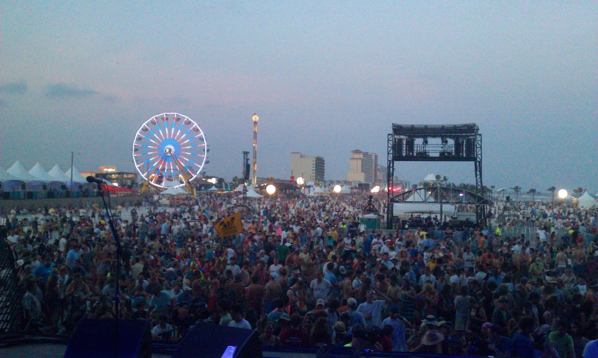 Live at Hangout Festival 5/20/2011