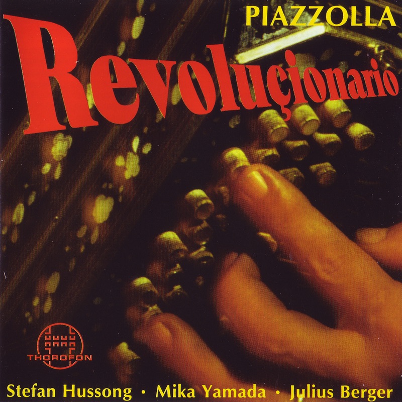 Обложка альбома «Revolucionario» — Stefan Hussong, Mika Yamada & Julius Berger