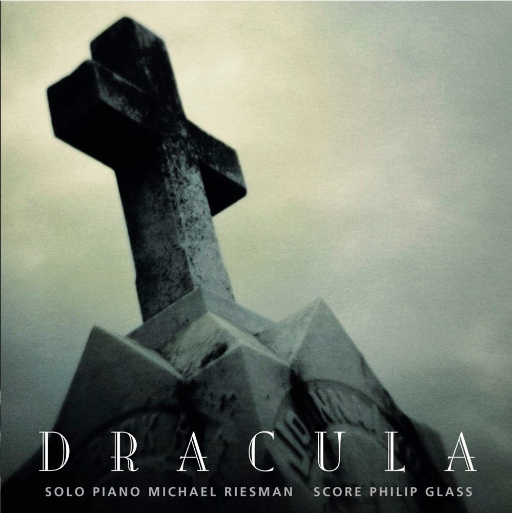 Обложка альбома «Philip Glass: Dracula» — Michael Riesman