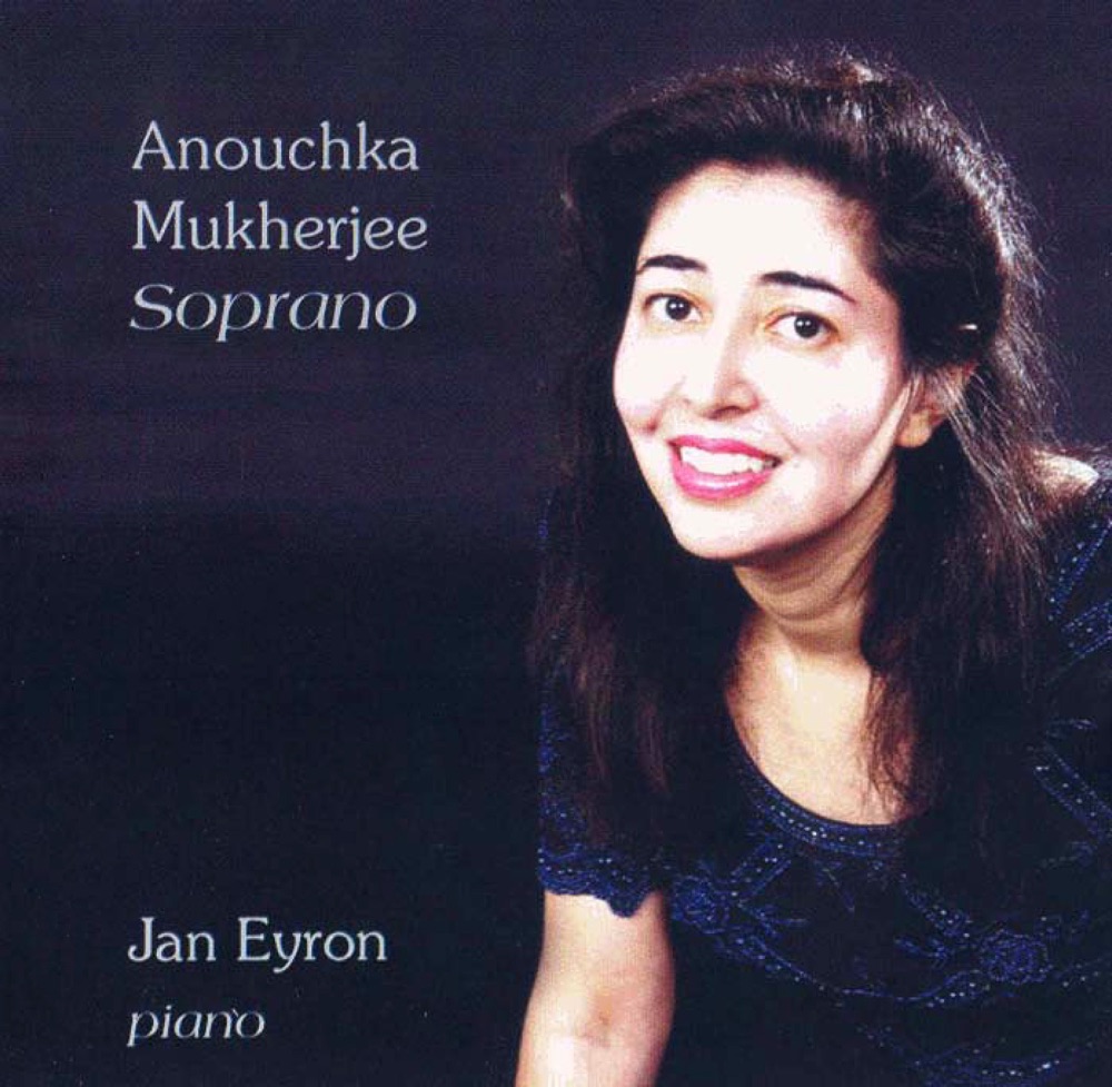 Обложка альбома «Soprano» — Anouchka Mukherjee