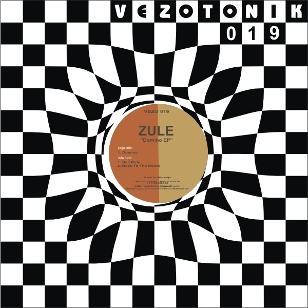 Domino - EP