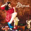 Brune - Un cheveu blanc