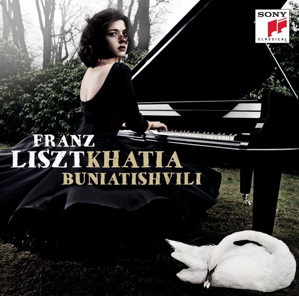 Обложка альбома «Liszt: Sonata in B Minor, Liebestraum» — Khatia Buniatishvili
