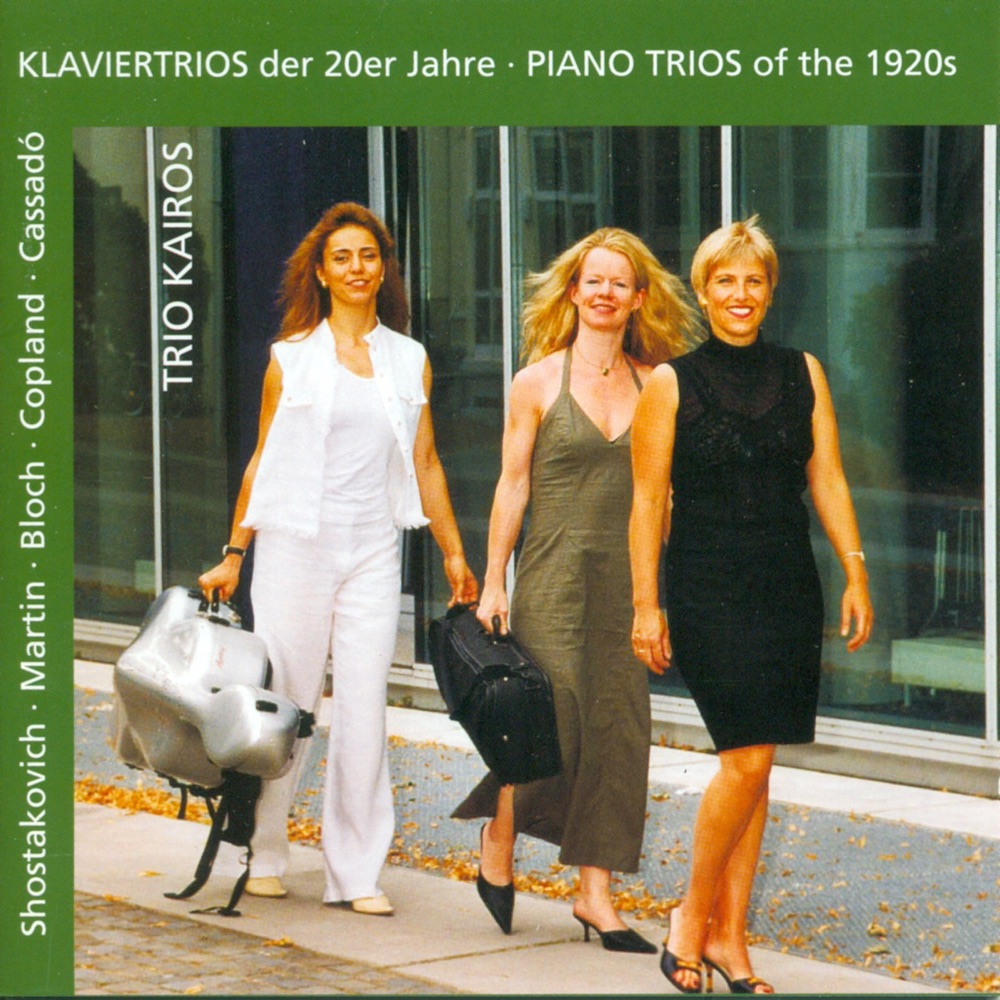 Обложка альбома «Martin, F.: Trio Sur Des Melodies Populaires Irlandaises - Bloch, E.: 3 Nocturnes - Cassado, G.: Piano Trio (Piano Trios of the 1920S)» — Kairos Trio