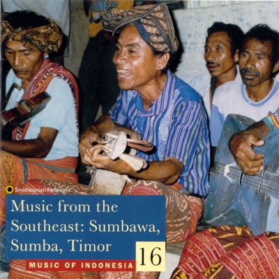 Singers of Desa Fahiluka