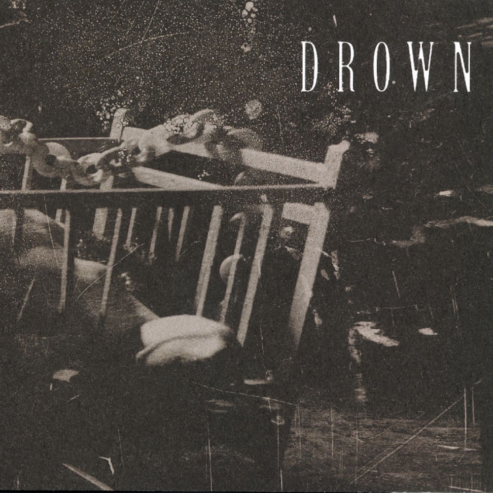 Обложка альбома «Hold On to the Hollow» — Drown