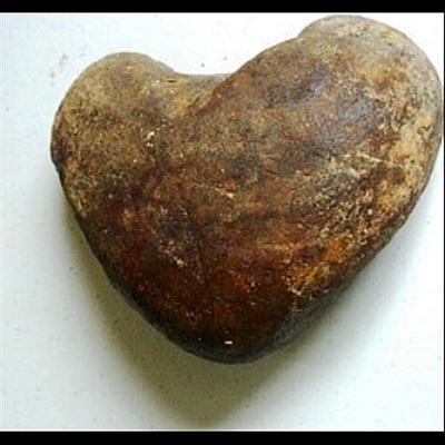 Heartshaped Stone - Single