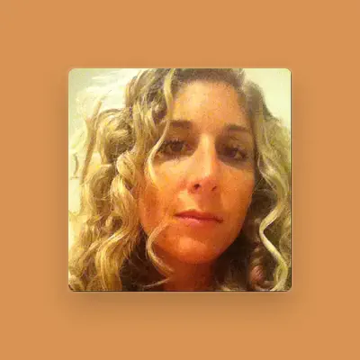 Listen to Suz, watch music videos, read bio, see tour dates & more!