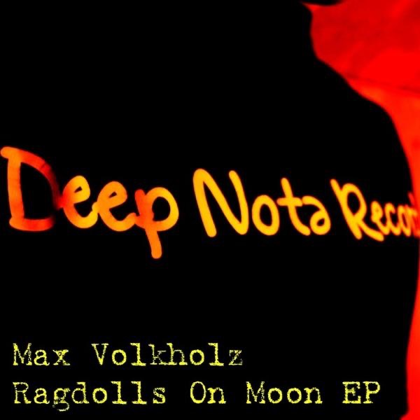 Обложка альбома «Ragdolls On Moon - Single» — Max Volkholz