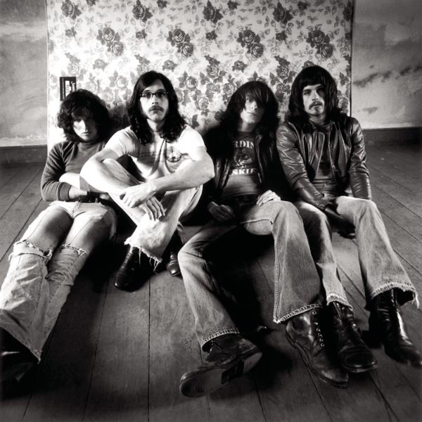 Molly's Chambers (Live at Birmingham Academy) cover art