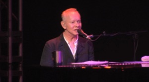 Invisible Man (Live from Islington Acadamy, London)