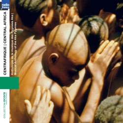 Pygmées Aka - Mobandi: Ndosi (Chant pour l'enfant dont la mère est enceinte)