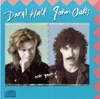 Daryl Hall & John Oates - Im In Pieces