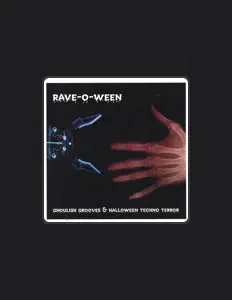 Soundry dinle, müzik videolarını izle, biyografisini oku, tur tarihlerini ve daha fazlasını gör!