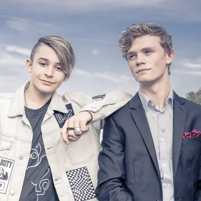 Never Give Up - Single - Bars & Melody