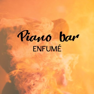 Piano bar enfumé