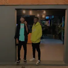 收听 Plugboii、观看音乐视频、阅读小传、查看巡演日期等 ！