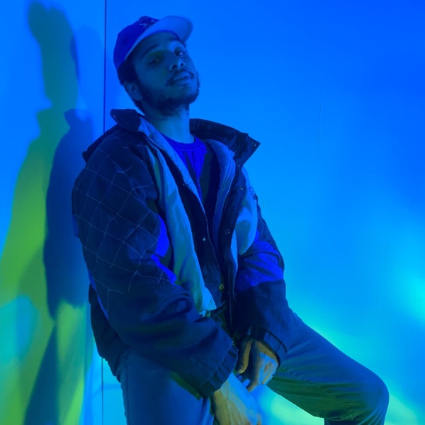 Electric Kisses