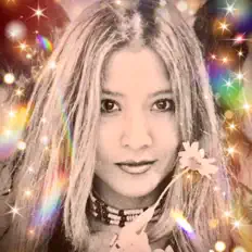 Escucha a Steffanie, mira vídeos musicales, lee la biografía, consulta fechas de giras y mucho más.