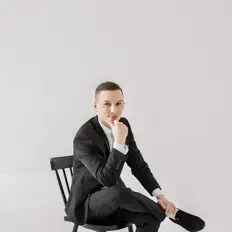 聆聽 Алексей Иванов、觀看音樂影片、閱讀小傳、查看巡演日期等！